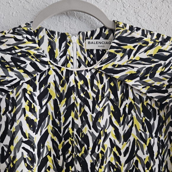 BALENCIAGA White Citron Black Print Structured Crew Neck Decorated Short Sleeve - Picture 13 of 16